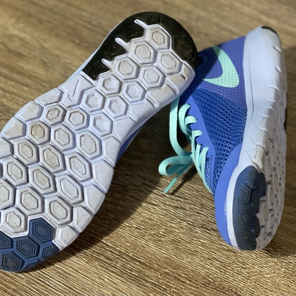 Nike Flex Experience RN5 Children Sz 4 - Picture 3 of 3